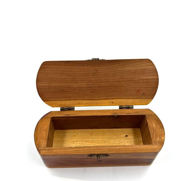 Vintage Hinge Lidded Wooden Carved Trinket Decorative Box With Latch 6 Inches - Picture 7 of 12